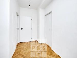 Pronájem rodinného domu, Praha - Braník, V malých domech I, 300 m2