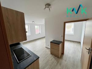 Pronájem bytu 2+kk, Hroznětín, ČSA, 40 m2