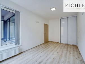 Pronájem bytu 3+kk, Plzeň, Divadelní, 65 m2