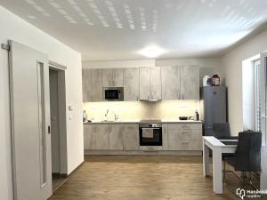 Pronájem bytu 1+kk, Olomouc, Dolní novosadská, 36 m2