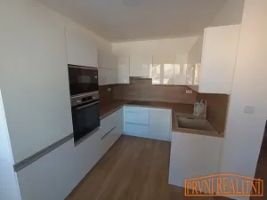 Pronájem bytu 2+kk, Uherský Brod, Neradice, 55 m2