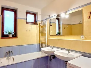 Pronájem bytu 2+kk, Praha - Vysočany, U Kloubových domů, 69 m2