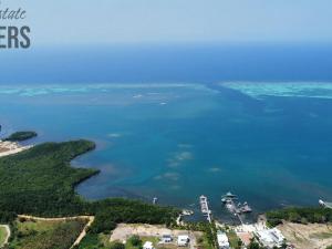 Prodej pozemku, French Harbour, Roatán, Honduras, 1148 m2