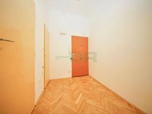 Pronájem bytu 1+kk, Praha - Vinohrady, U vinohradské nemocnice, 34 m2