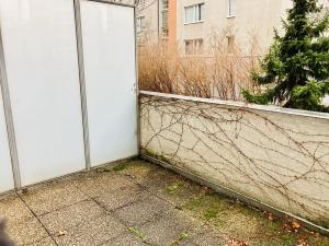 Pronájem bytu 1+kk, Praha - Malešice, Počernická, 35 m2