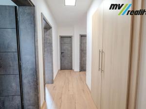 Prodej rodinného domu, Všechlapy, 90 m2