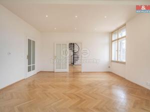 Prodej rodinného domu, Praha - Libeň, Pomezní, 1020 m2