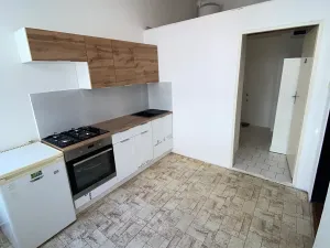 Pronájem bytu 3+kk, Praha - Nové Město, Na Moráni, 61 m2