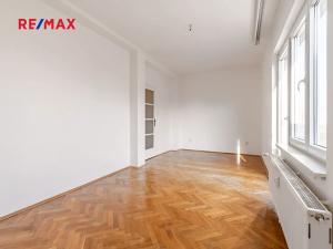 Pronájem bytu 2+kk, Praha - Střešovice, Na Hubálce, 67 m2