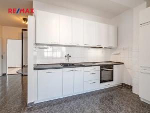 Pronájem bytu 2+kk, Praha - Střešovice, Na Hubálce, 67 m2