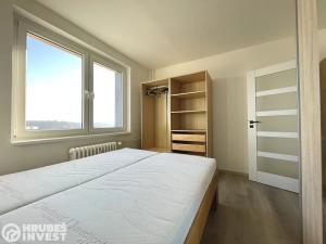 Pronájem bytu 2+kk, Praha - Krč, Štúrova, 39 m2