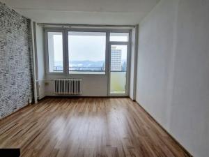 Prodej bytu 1+kk, Klášterec nad Ohří, Budovatelská, 21 m2