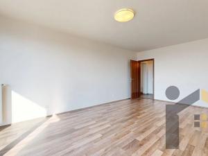 Pronájem bytu 2+kk, Praha - Strašnice, Zvěřinova, 96 m2