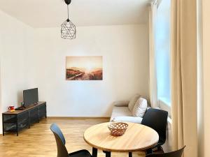 Pronájem bytu 2+kk, Praha - Libeň, Lihovarská, 42 m2