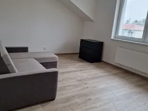 Pronájem bytu 3+kk, Praha - Štěrboholy, Slibná, 62 m2