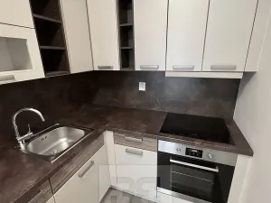 Pronájem bytu 2+kk, Kladno, Benediktínská, 60 m2