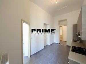 Pronájem kanceláře, Praha - Staré Město, Kozí, 100 m2