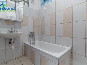 Prodej bytu 3+kk, Kopřivnice, Kadláčkova, 64 m2