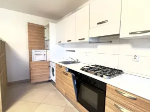 Pronájem bytu 2+kk, Praha - Smíchov, Na Valentince, 55 m2