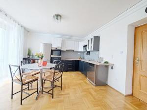 Pronájem bytu 2+kk, Dobrovice, Zahradní, 62 m2