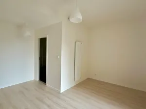 Prodej bytu 2+kk, Praha - Vysočany, Poděbradská, 49 m2