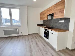 Prodej bytu 2+kk, Ostrava, Šenovská, 44 m2