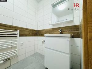 Pronájem bytu 1+kk, Benešov, Hodějovského, 28 m2