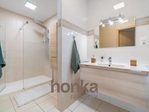 Prodej bytu 3+kk, Praha - Hostavice, U Hostavického potoka, 111 m2