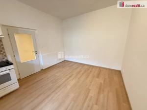 Pronájem bytu 2+kk, Praha - Smíchov, Drtinova, 46 m2