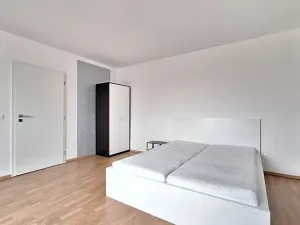 Pronájem bytu 2+1, Praha - Smíchov, Podbělohorská, 61 m2