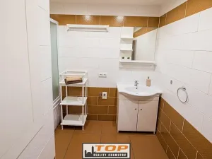 Pronájem bytu 2+1, Klášterec nad Ohří, Dukelská, 61 m2