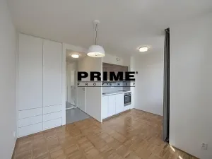 Pronájem bytu 1+kk, Praha - Vinohrady, Lucemburská, 30 m2