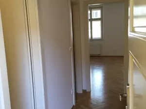 Pronájem bytu 1+kk, Praha - Karlín, Thámova, 44 m2