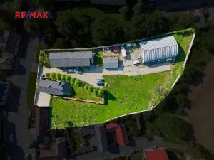 Prodej výrobních prostor, Slaný, 790 m2