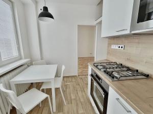 Pronájem bytu 2+1, Kralupy nad Vltavou, Masarykova, 53 m2