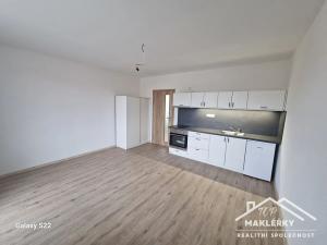 Pronájem bytu 1+kk, Cerhenice, Nádražní, 27 m2