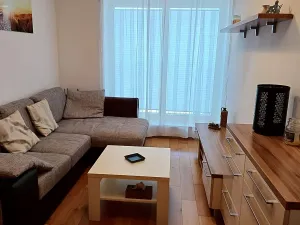 Prodej bytu 2+kk, Praha - Lochkov, U sladovny, 44 m2