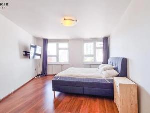 Pronájem bytu 4+kk, Praha - Stodůlky, Sluneční náměstí, 116 m2