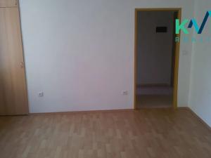 Pronájem bytu 1+kk, Karlovy Vary, Krále Jiřího, 27 m2