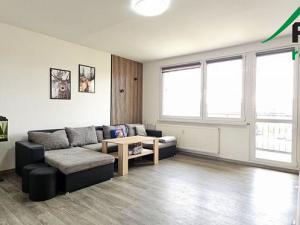 Prodej bytu 3+1, Tachov, Želivského, 70 m2