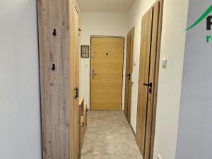 Prodej bytu 3+1, Tachov, Želivského, 70 m2