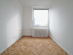 Pronájem bytu 2+1, Beroun, Třída Míru, 33 m2