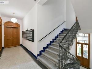 Pronájem bytu 2+kk, Praha - Vršovice, Na spojce, 42 m2