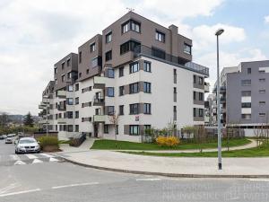 Pronájem bytu 1+kk, Praha - Hloubětín, Granitova, 34 m2