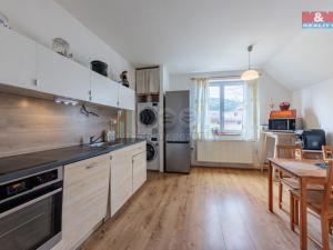 Prodej bytu 3+1, Kraslice, Palackého, 91 m2