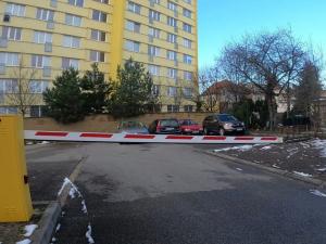 Pronájem garážového stání, České Budějovice, Lidická tř., 18 m2