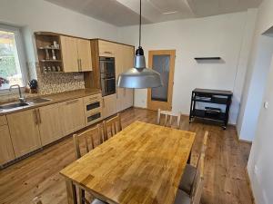 Prodej rodinného domu, Vlkaneč, 160 m2
