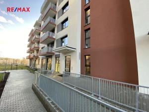 Pronájem bytu 2+kk, Praha - Modřany, Komořanská, 54 m2