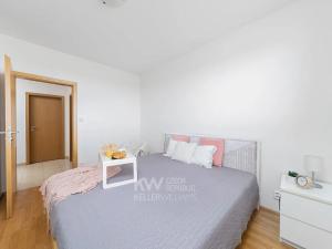 Prodej bytu 2+kk, Praha - Zličín, Lanžhotská, 65 m2