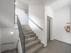 Prodej bytu 2+kk, Praha - Zličín, Lanžhotská, 65 m2